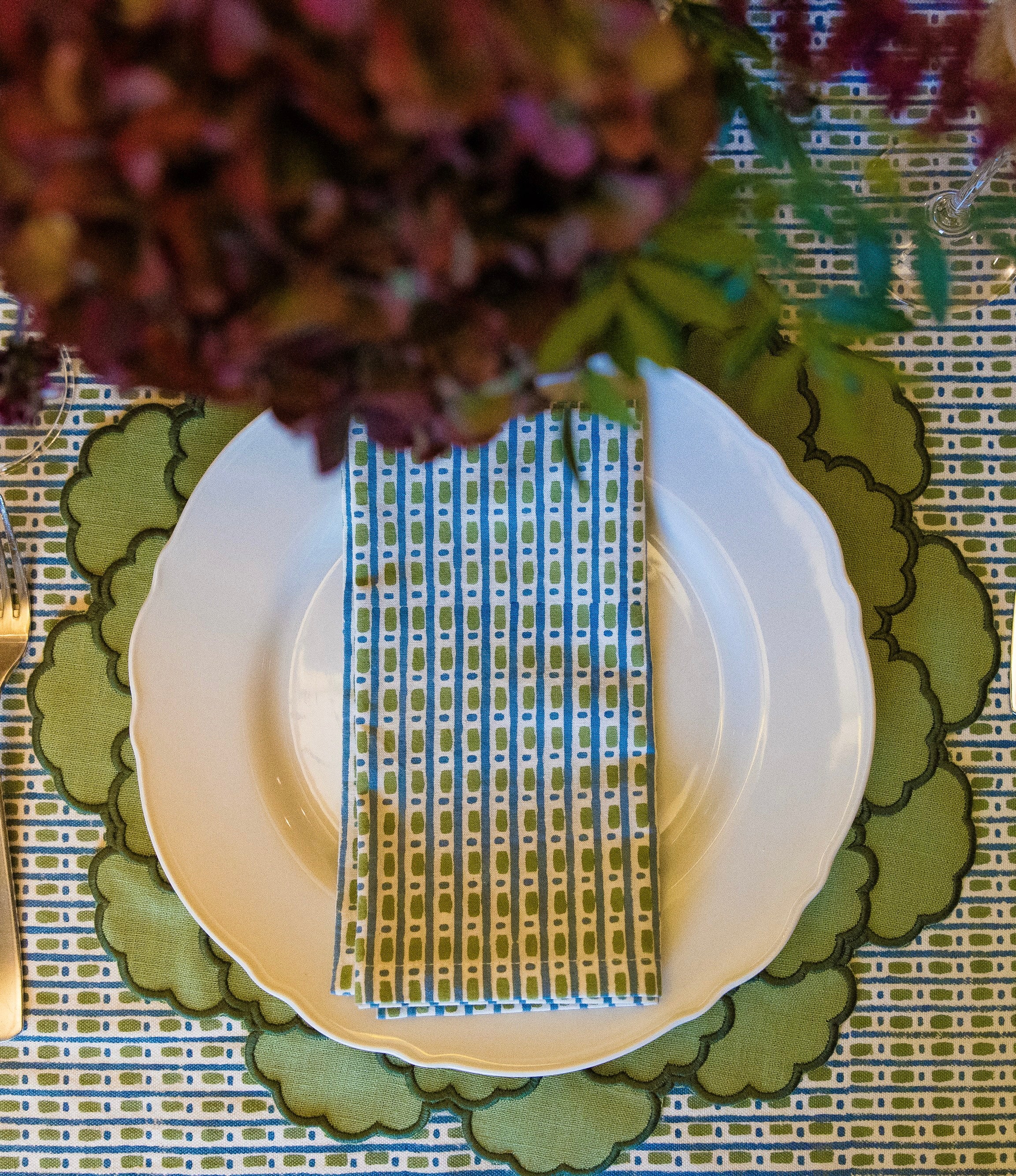 Fern Green, Round Scalloped Linen Placemats - Set of 2